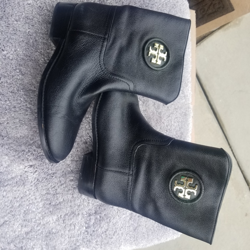 Tory Burch Hallie booties, size 6